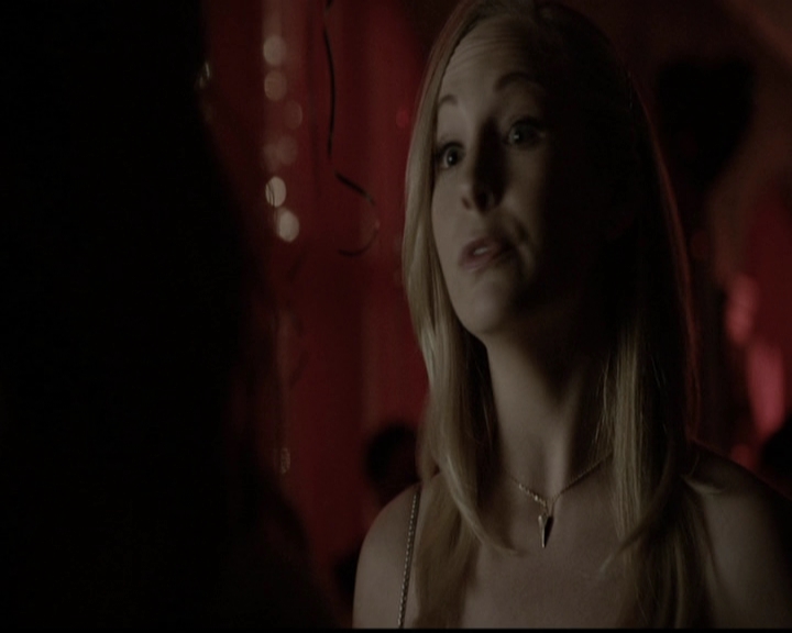 VampireDiariesWorld-dot-org_5x13TotalEclipseOfTheHeart1167.jpg