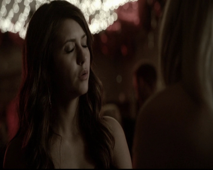 VampireDiariesWorld-dot-org_5x13TotalEclipseOfTheHeart1173.jpg