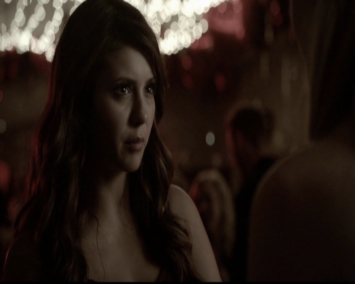 VampireDiariesWorld-dot-org_5x13TotalEclipseOfTheHeart1175.jpg