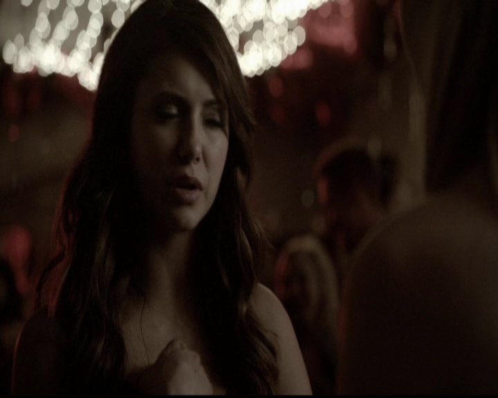 VampireDiariesWorld-dot-org_5x13TotalEclipseOfTheHeart1176.jpg