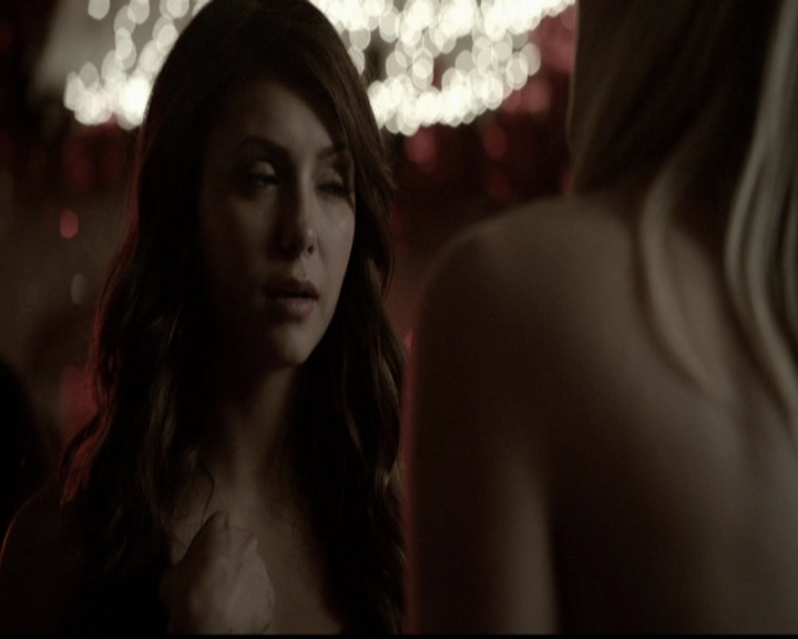 VampireDiariesWorld-dot-org_5x13TotalEclipseOfTheHeart1180.jpg