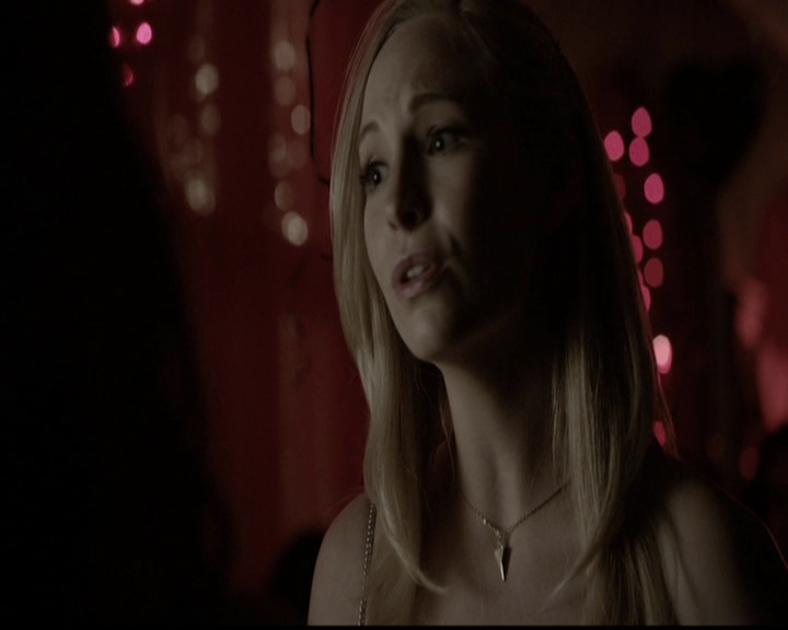 VampireDiariesWorld-dot-org_5x13TotalEclipseOfTheHeart1183.jpg