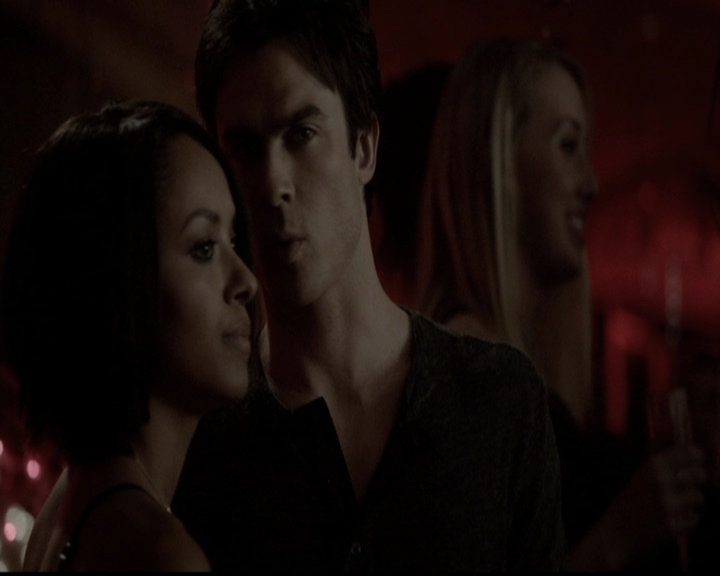 VampireDiariesWorld-dot-org_5x13TotalEclipseOfTheHeart1209.jpg