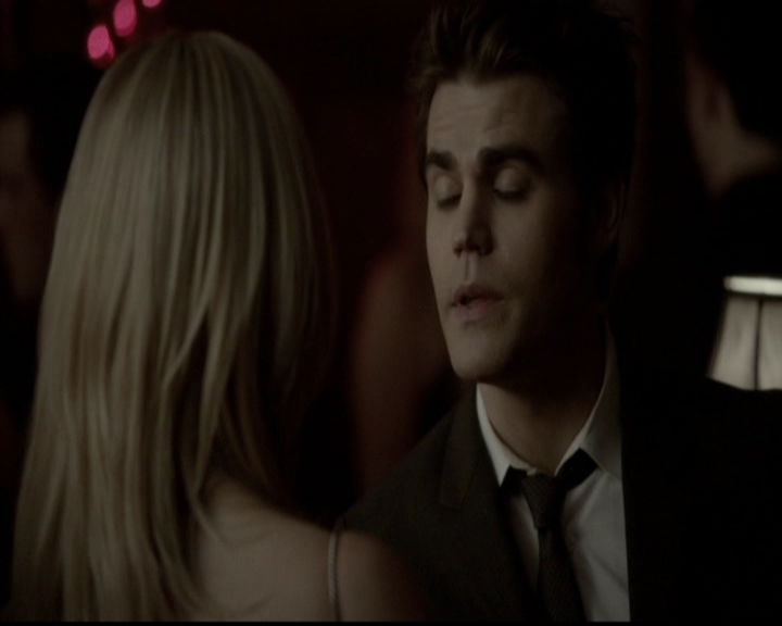 VampireDiariesWorld-dot-org_5x13TotalEclipseOfTheHeart1244.jpg