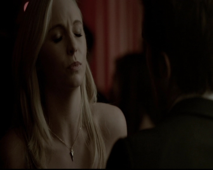 VampireDiariesWorld-dot-org_5x13TotalEclipseOfTheHeart1246.jpg