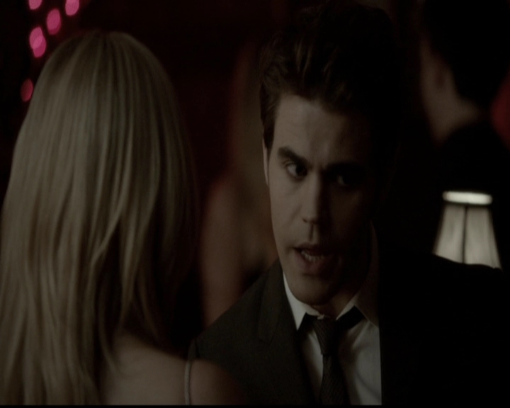 VampireDiariesWorld-dot-org_5x13TotalEclipseOfTheHeart1252.jpg