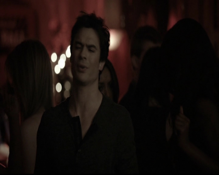 VampireDiariesWorld-dot-org_5x13TotalEclipseOfTheHeart1288.jpg