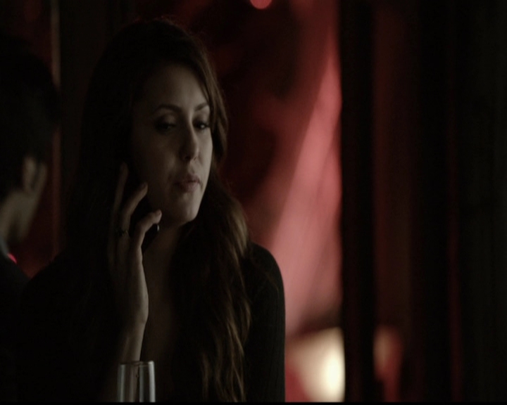 VampireDiariesWorld-dot-org_5x13TotalEclipseOfTheHeart1342.jpg