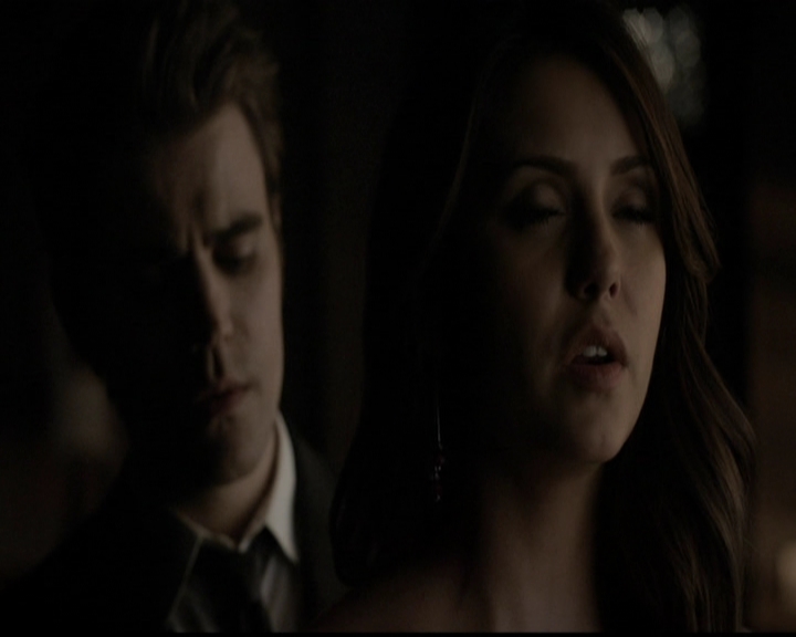 VampireDiariesWorld-dot-org_5x13TotalEclipseOfTheHeart2033.jpg