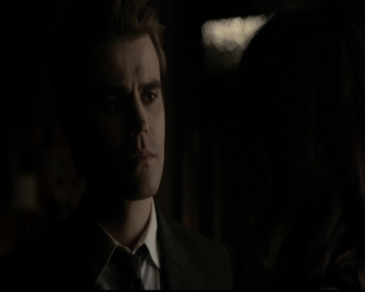 VampireDiariesWorld-dot-org_5x13TotalEclipseOfTheHeart2045.jpg