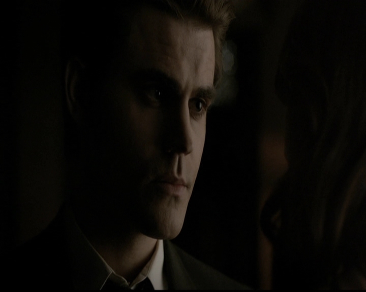 VampireDiariesWorld-dot-org_5x13TotalEclipseOfTheHeart2081.jpg