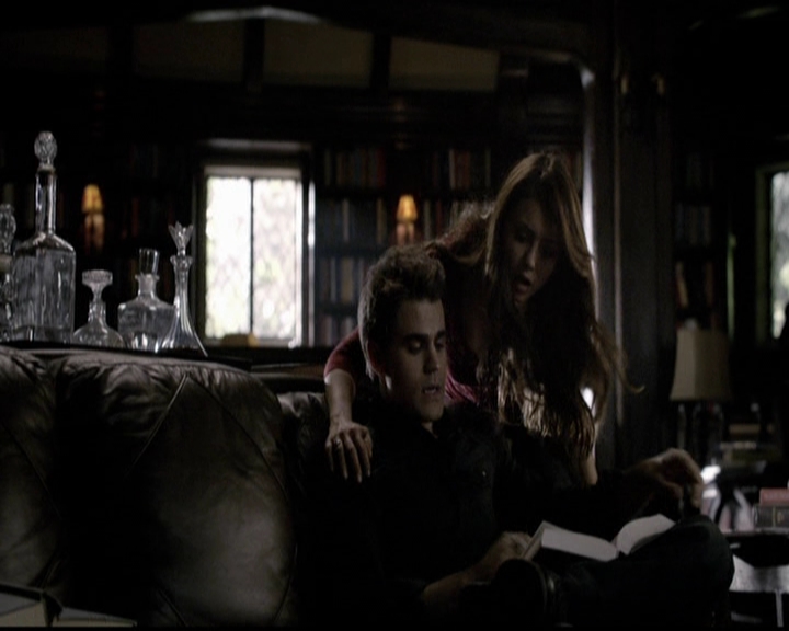 VampireDiariesWorld-dot-org_5x14NoExit0207.jpg