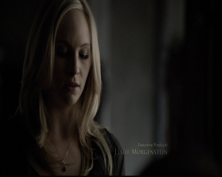 VampireDiariesWorld-dot-org_5x14NoExit0308.jpg