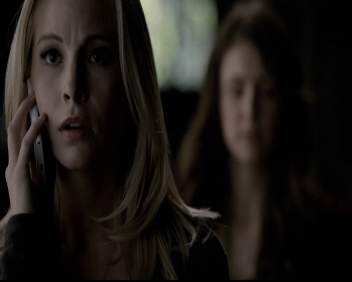 VampireDiariesWorld-dot-org_5x14NoExit0323.jpg