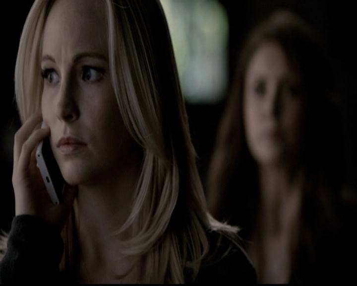 VampireDiariesWorld-dot-org_5x14NoExit0324.jpg