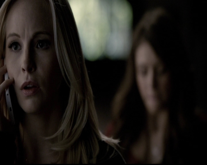 VampireDiariesWorld-dot-org_5x14NoExit0325.jpg