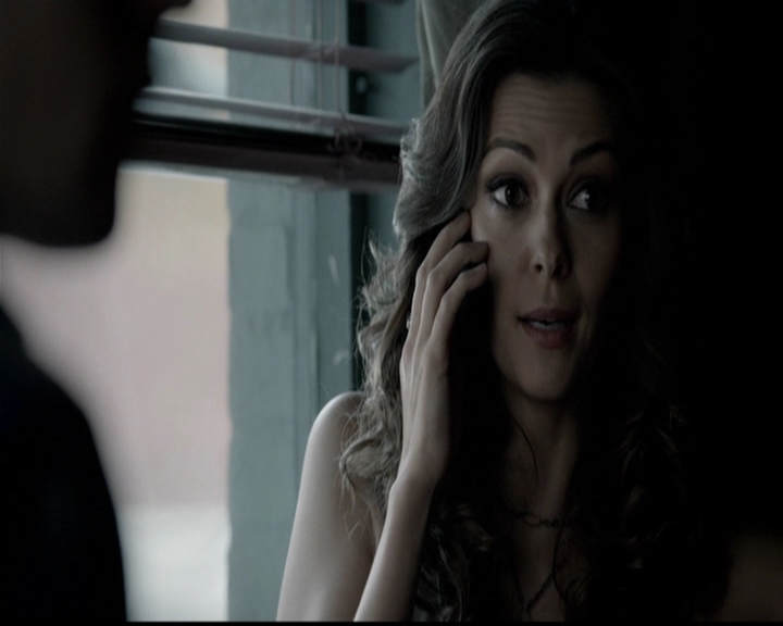 VampireDiariesWorld-dot-org_5x14NoExit0431.jpg