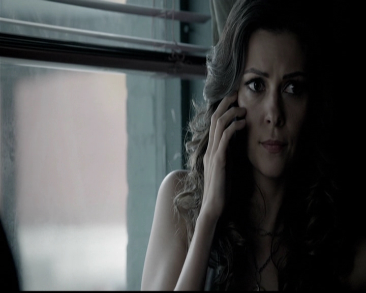 VampireDiariesWorld-dot-org_5x14NoExit0441.jpg