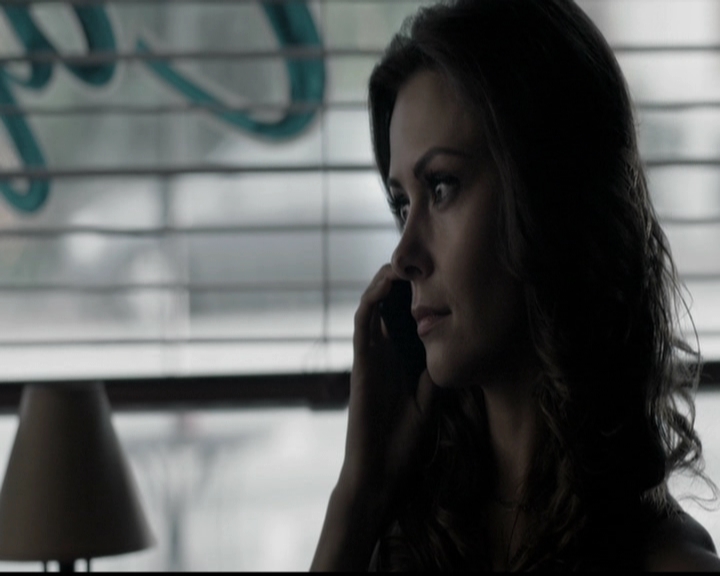 VampireDiariesWorld-dot-org_5x14NoExit0458.jpg