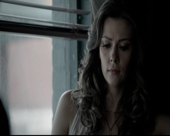 VampireDiariesWorld-dot-org_5x14NoExit0482.jpg