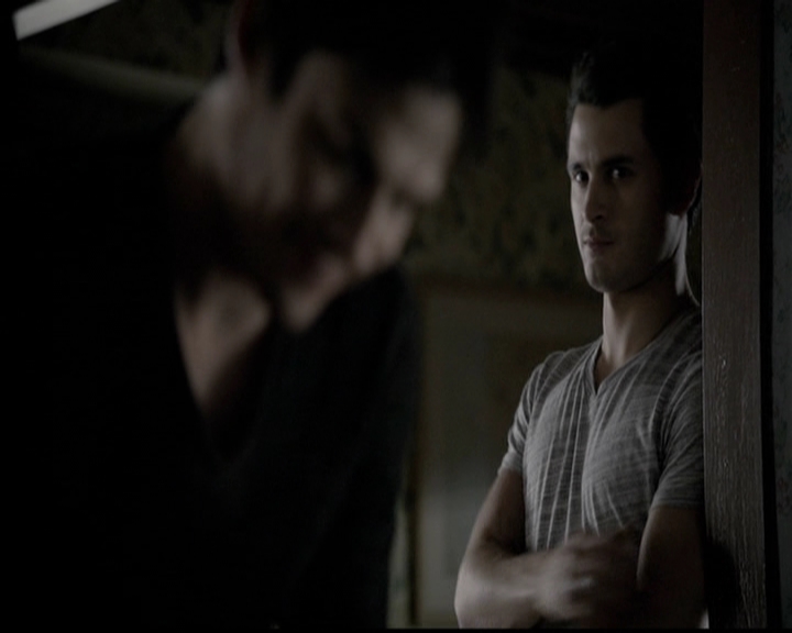 VampireDiariesWorld-dot-org_5x14NoExit0501.jpg