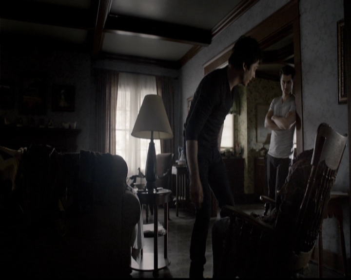 VampireDiariesWorld-dot-org_5x14NoExit0508.jpg