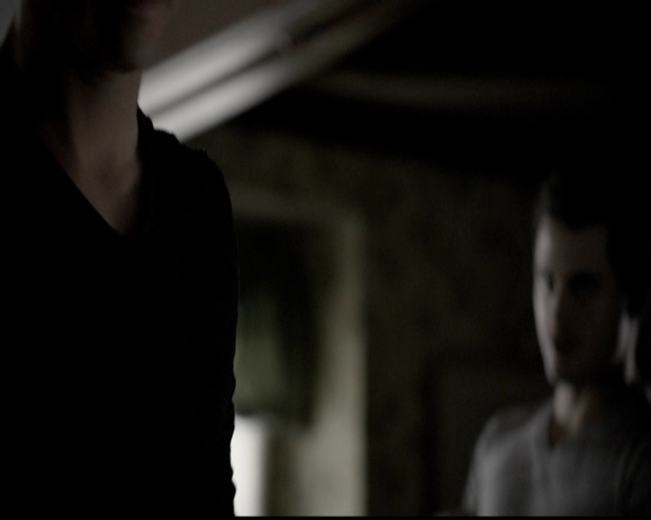 VampireDiariesWorld-dot-org_5x14NoExit0512.jpg