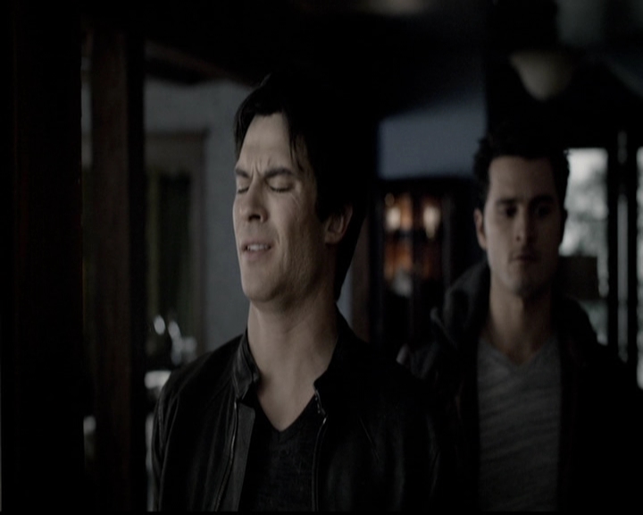 VampireDiariesWorld-dot-org_5x14NoExit0535.jpg