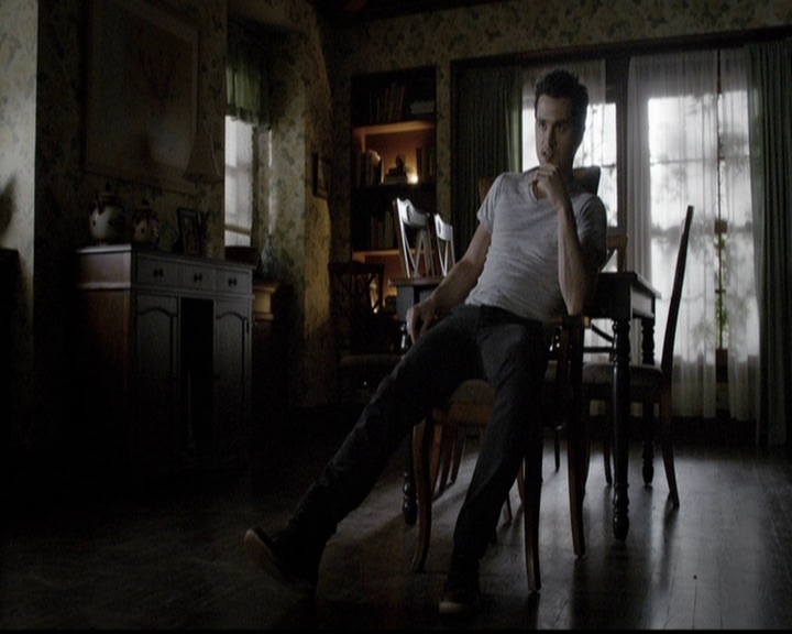 VampireDiariesWorld-dot-org_5x14NoExit0676.jpg