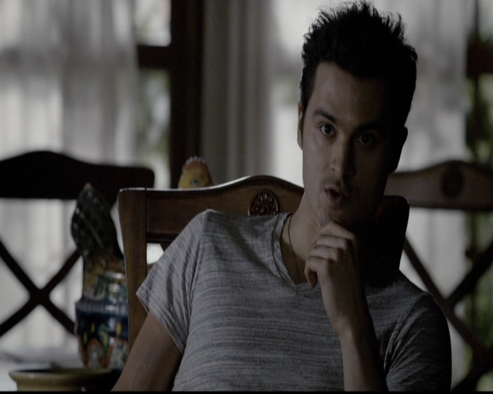 VampireDiariesWorld-dot-org_5x14NoExit0680.jpg