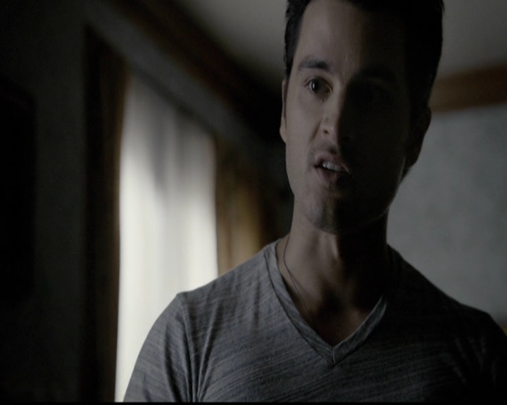 VampireDiariesWorld-dot-org_5x14NoExit0713.jpg