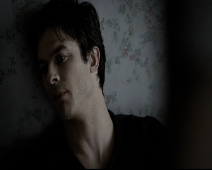 VampireDiariesWorld-dot-org_5x14NoExit0715.jpg