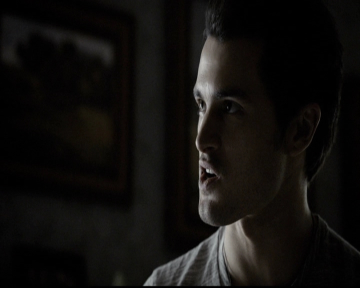 VampireDiariesWorld-dot-org_5x14NoExit0718.jpg