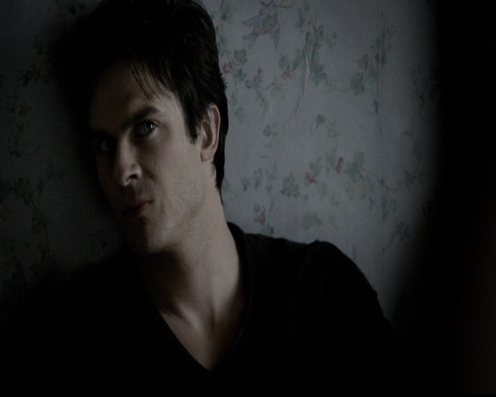 VampireDiariesWorld-dot-org_5x14NoExit0721.jpg