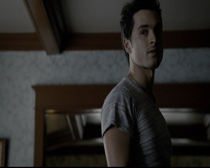 VampireDiariesWorld-dot-org_5x14NoExit0733.jpg