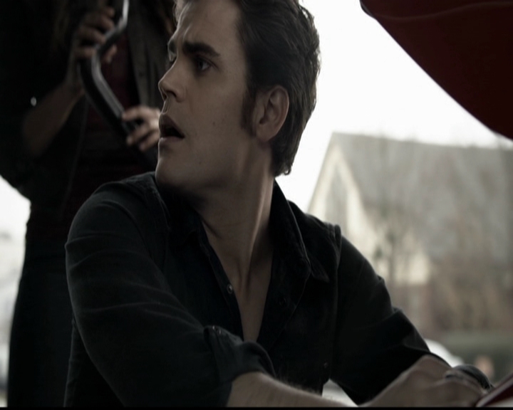 VampireDiariesWorld-dot-org_5x14NoExit0814.jpg