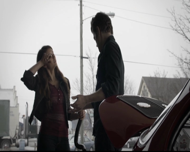 VampireDiariesWorld-dot-org_5x14NoExit0820.jpg