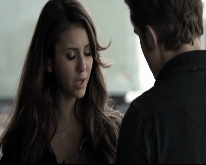 VampireDiariesWorld-dot-org_5x14NoExit0850.jpg