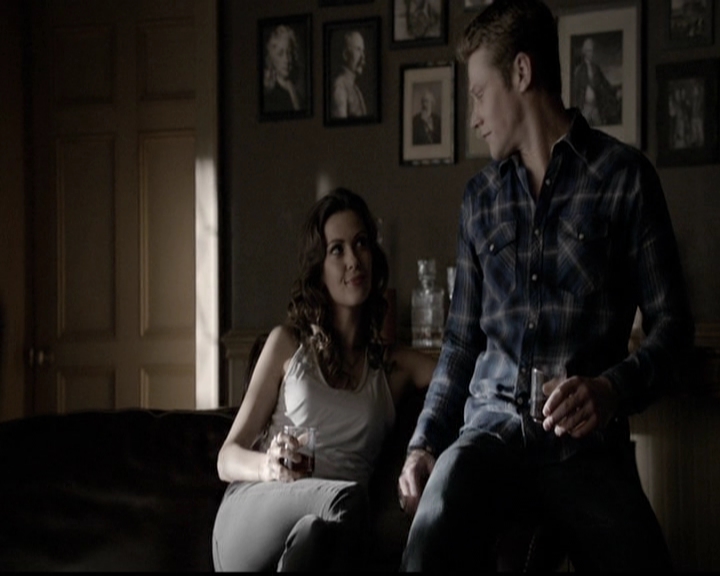 VampireDiariesWorld-dot-org_5x14NoExit0890.jpg