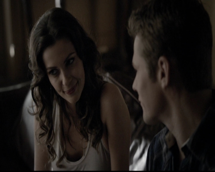 VampireDiariesWorld-dot-org_5x14NoExit0907.jpg