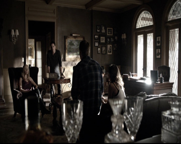 VampireDiariesWorld-dot-org_5x14NoExit0909.jpg