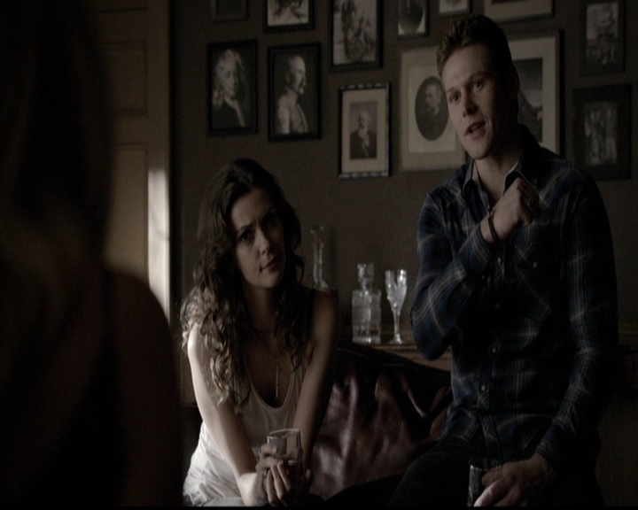 VampireDiariesWorld-dot-org_5x14NoExit0912.jpg