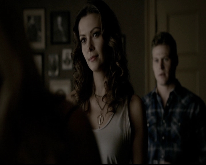 VampireDiariesWorld-dot-org_5x14NoExit0945.jpg