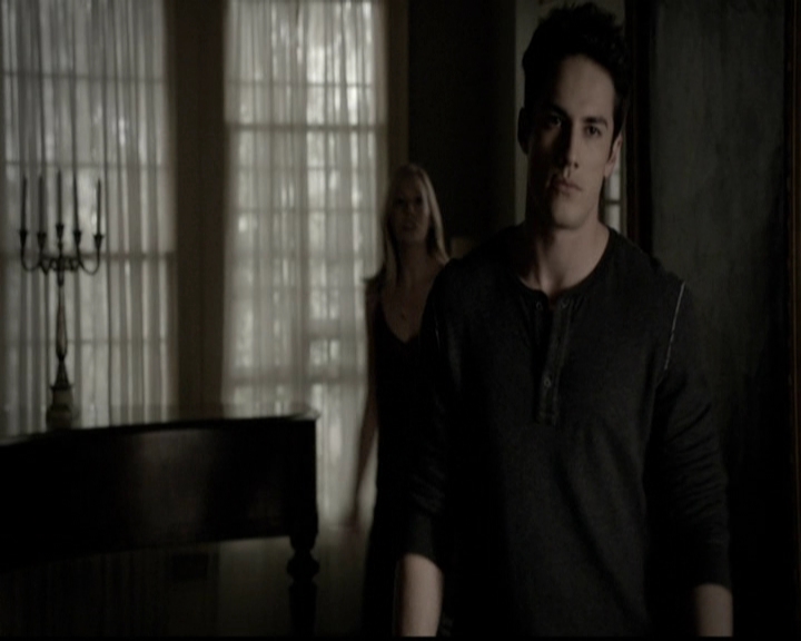 VampireDiariesWorld-dot-org_5x14NoExit0948.jpg