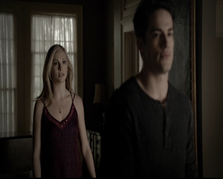 VampireDiariesWorld-dot-org_5x14NoExit0950.jpg