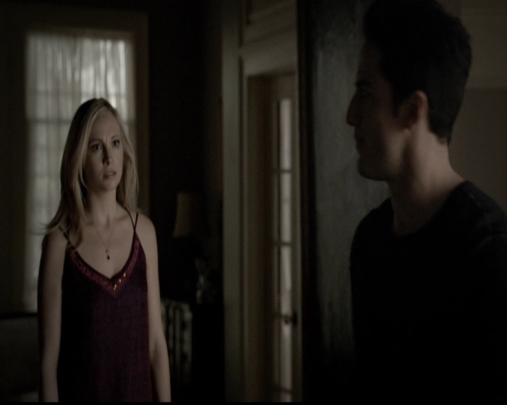 VampireDiariesWorld-dot-org_5x14NoExit0952.jpg