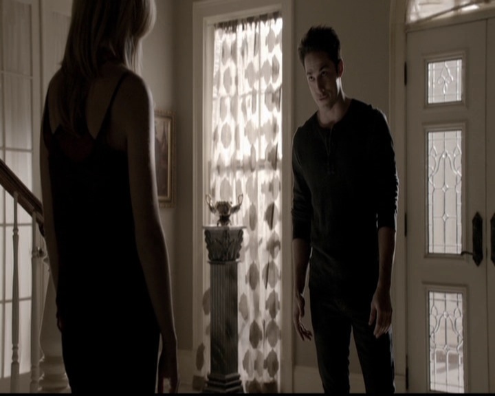 VampireDiariesWorld-dot-org_5x14NoExit0956.jpg