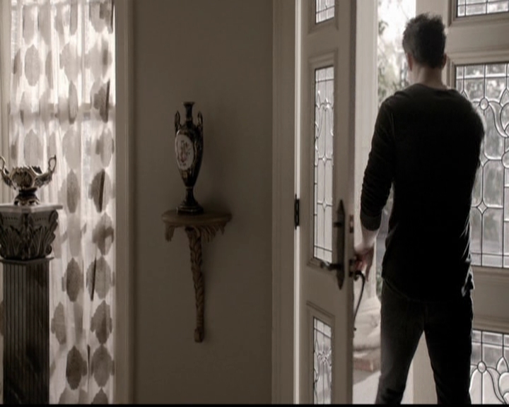 VampireDiariesWorld-dot-org_5x14NoExit0966.jpg