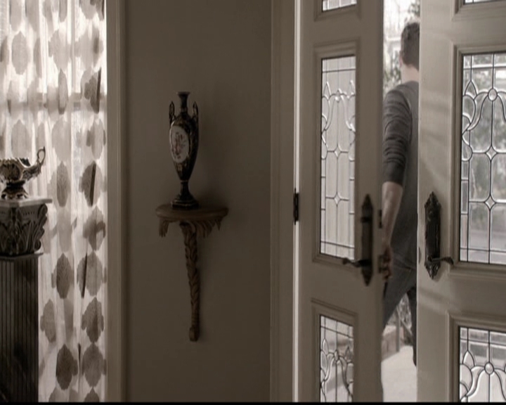 VampireDiariesWorld-dot-org_5x14NoExit0967.jpg