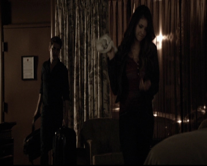 VampireDiariesWorld-dot-org_5x14NoExit0976.jpg